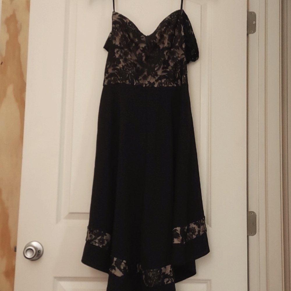 Black Short off the shoulder dress with cream color underneath